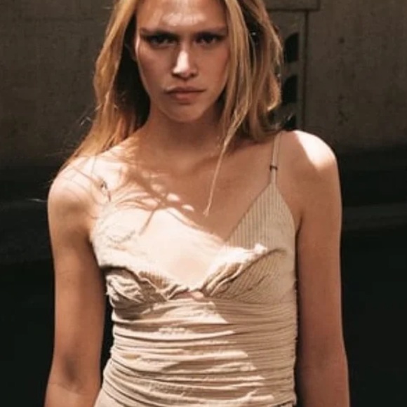 Zara Cut Out Striped Cotton Crop Top with Spaghetti Straps. XS - Picture 7 of 10